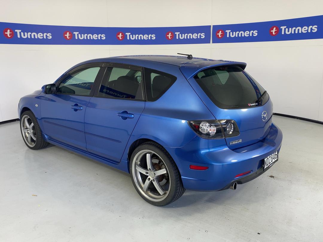 Photo '5' of Mazda Axela