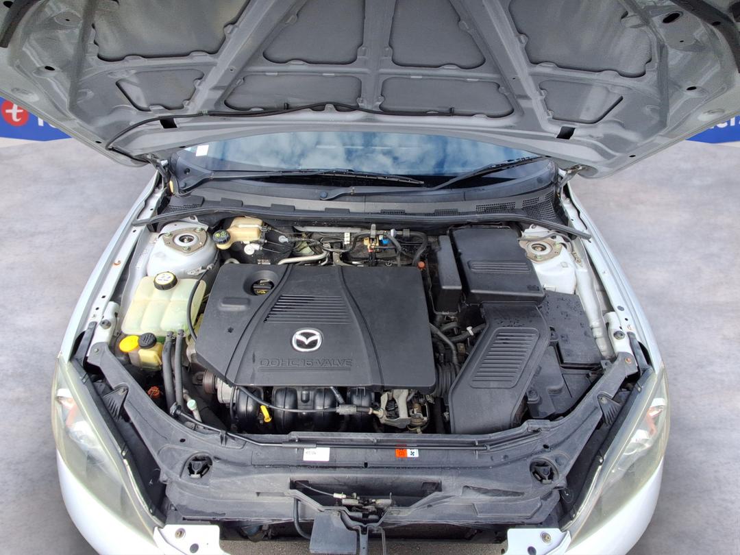 Photo '13' of Mazda Axela