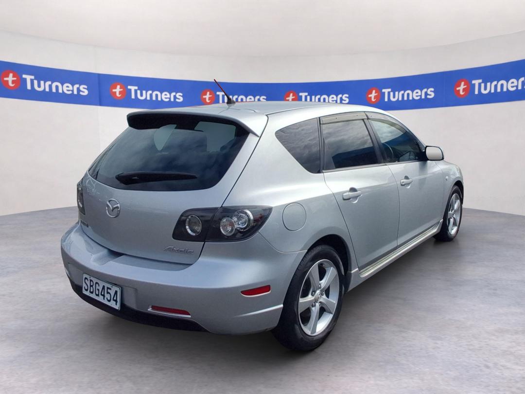 Photo '7' of Mazda Axela