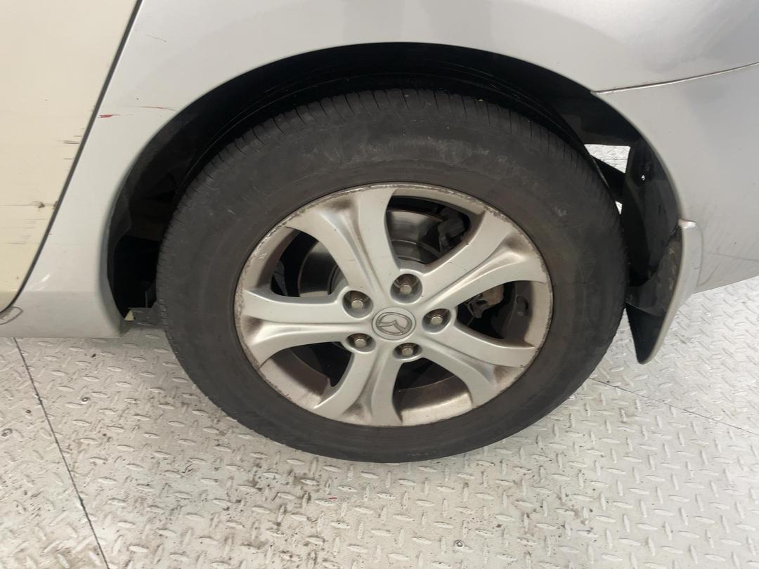 Photo '11' of Mazda Axela