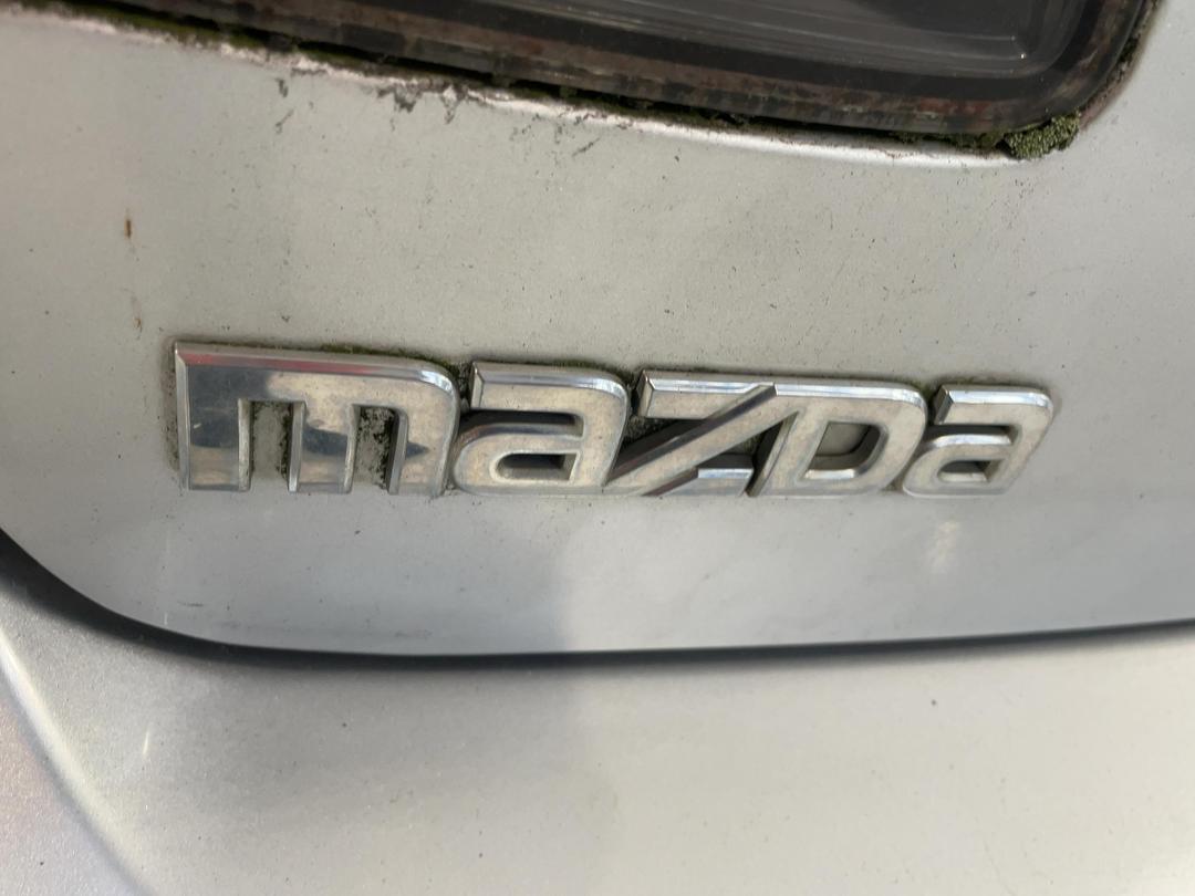 Photo '34' of Mazda Axela