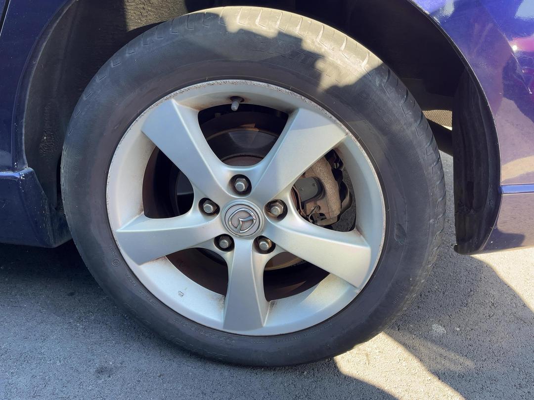Photo '9' of Mazda Axela Photo '9' of Mazda Axela