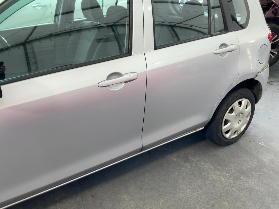 Photo '8' of Mazda Demio Photo '8' of Mazda Demio