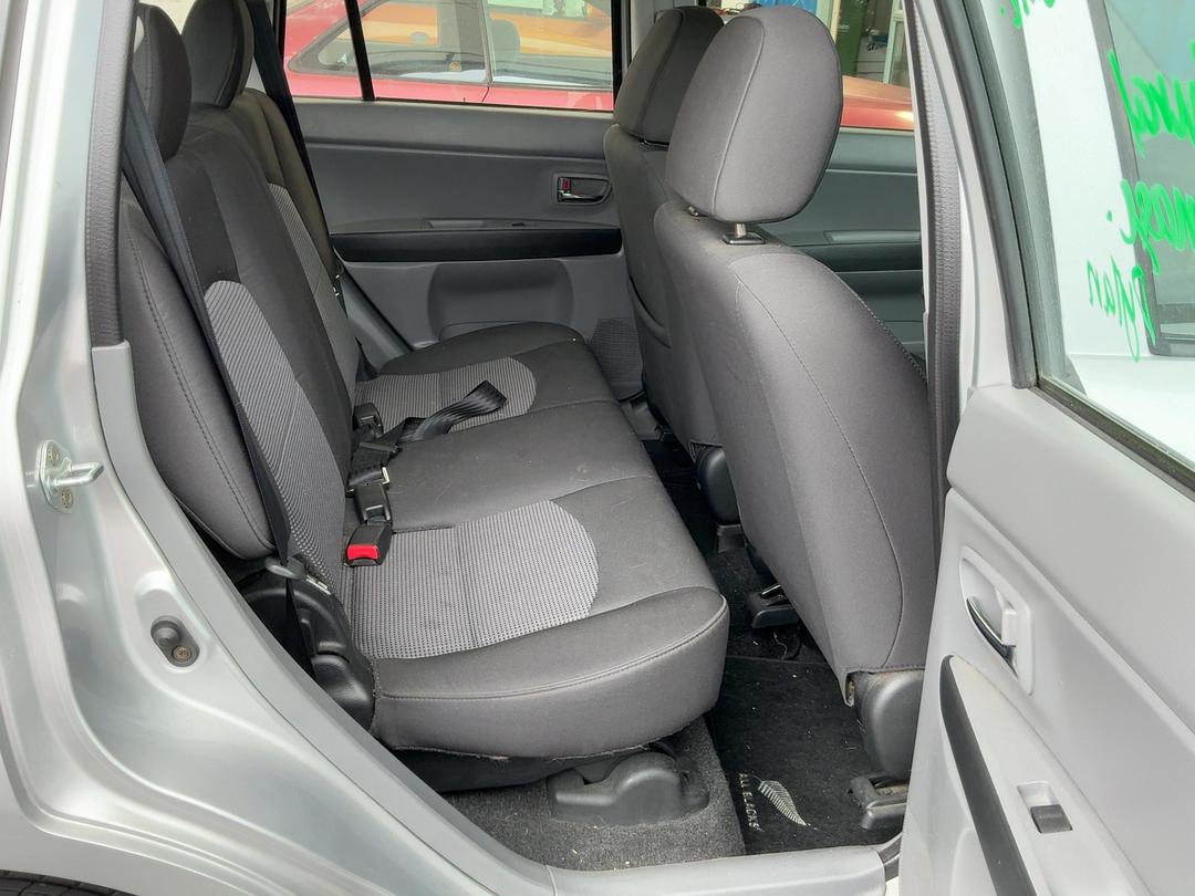 Photo '19' of Mazda Demio Photo '19' of Mazda Demio