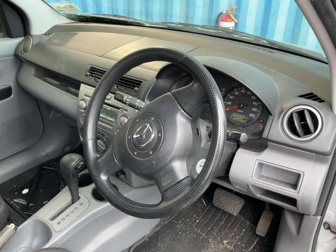 Photo '21' of Mazda Demio Photo '21' of Mazda Demio
