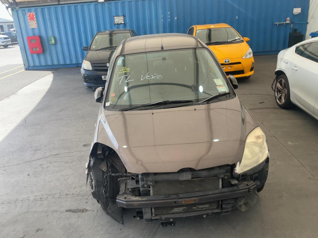 Photo '5' of Mazda Demio