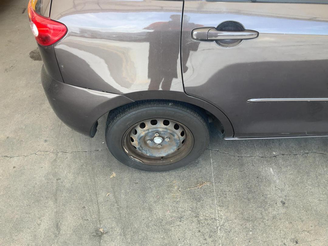 Photo '15' of Mazda Demio