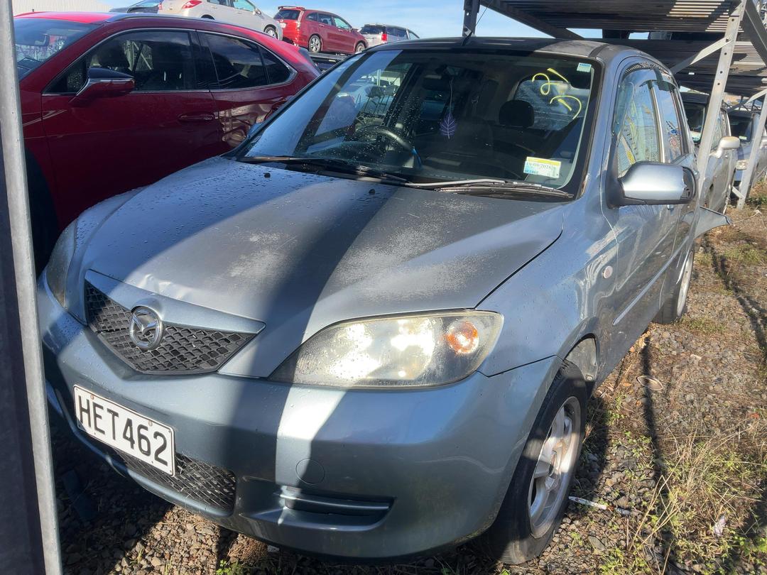 Photo '3' of Mazda Demio