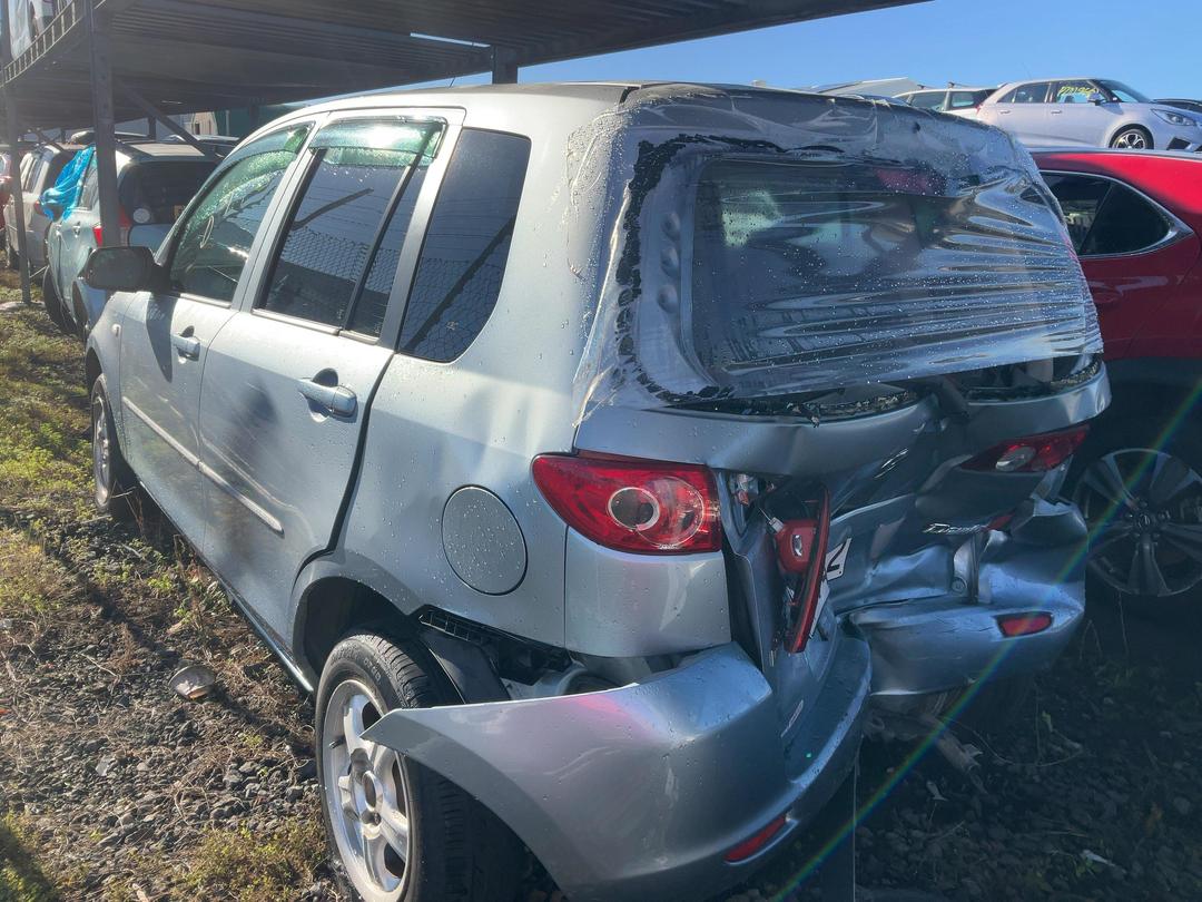 Photo '4' of Mazda Demio