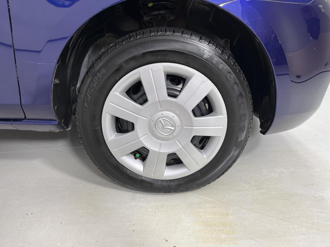 Photo '9' of Mazda Demio