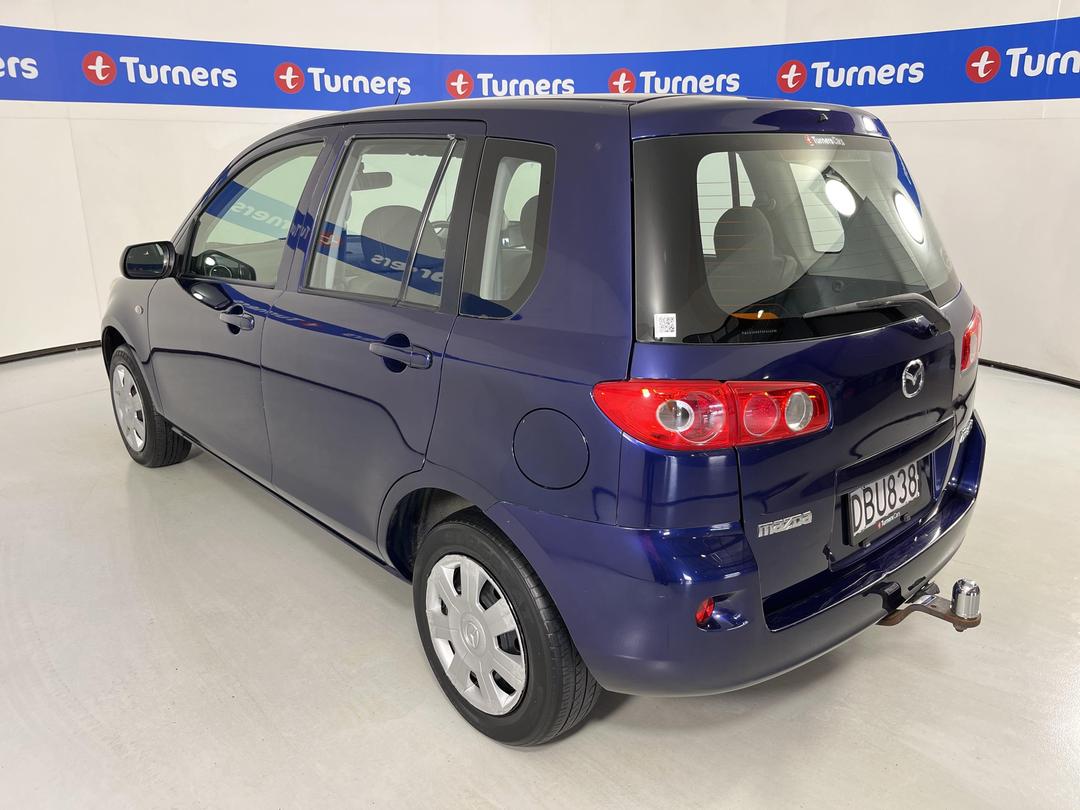 Photo '5' of Mazda Demio