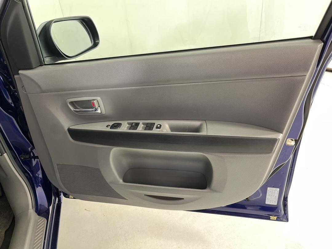 Photo '15' of Mazda Demio