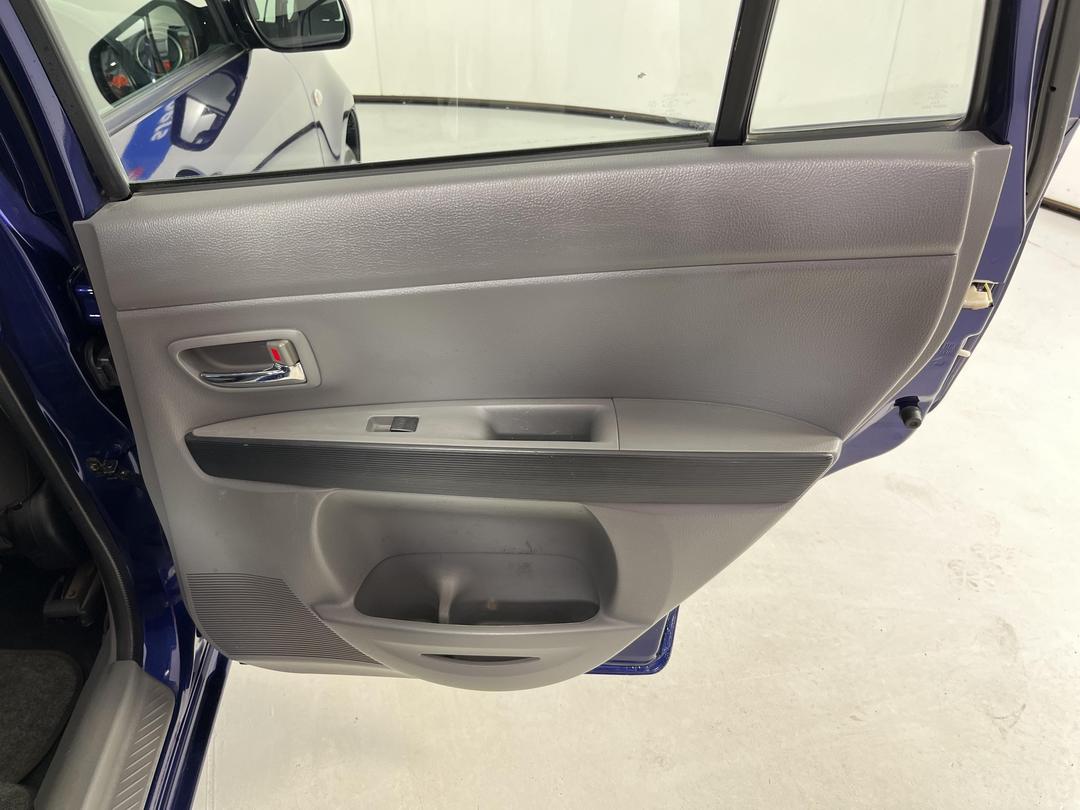 Photo '19' of Mazda Demio