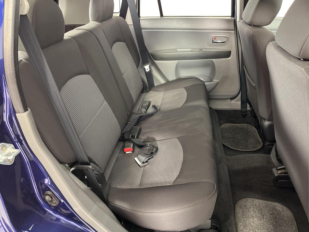 Photo '20' of Mazda Demio