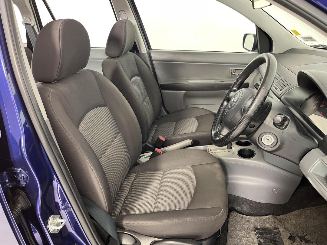 Photo '16' of Mazda Demio