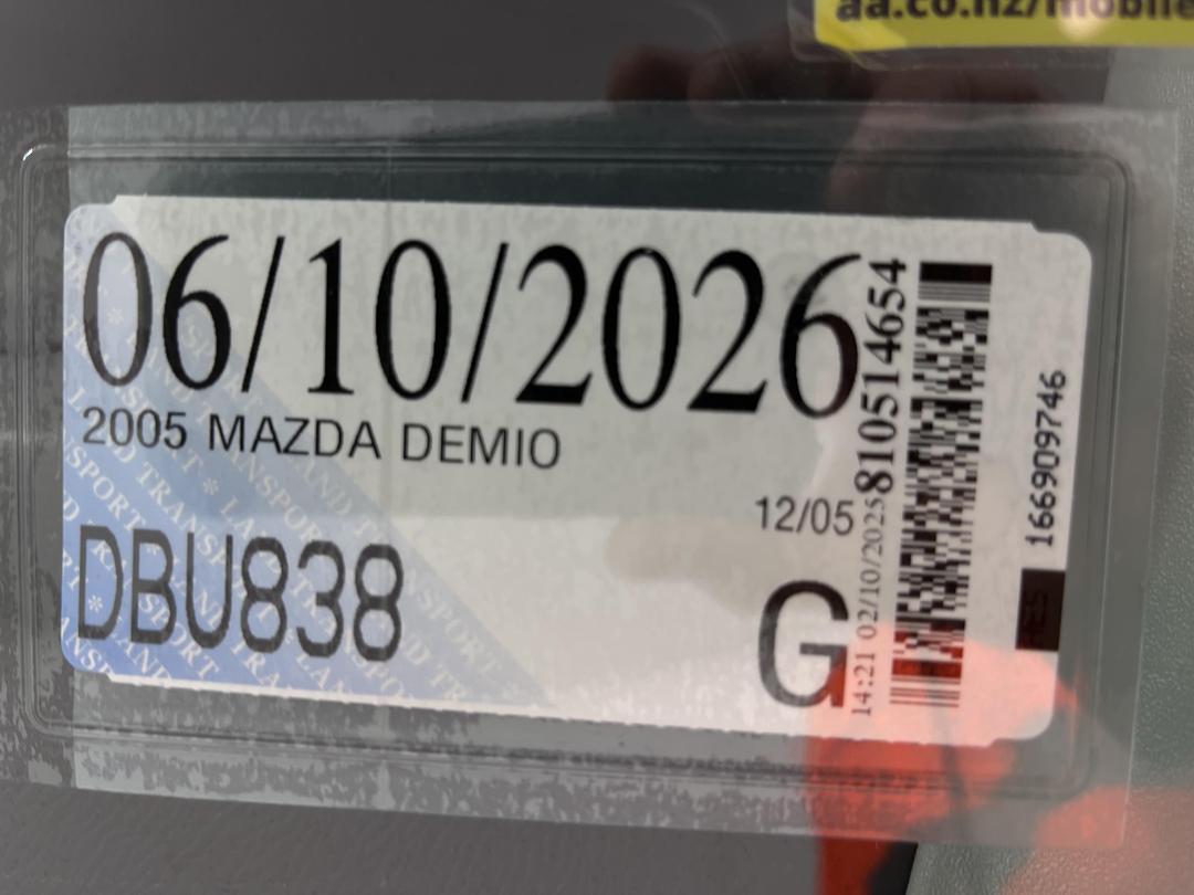 Photo '24' of Mazda Demio