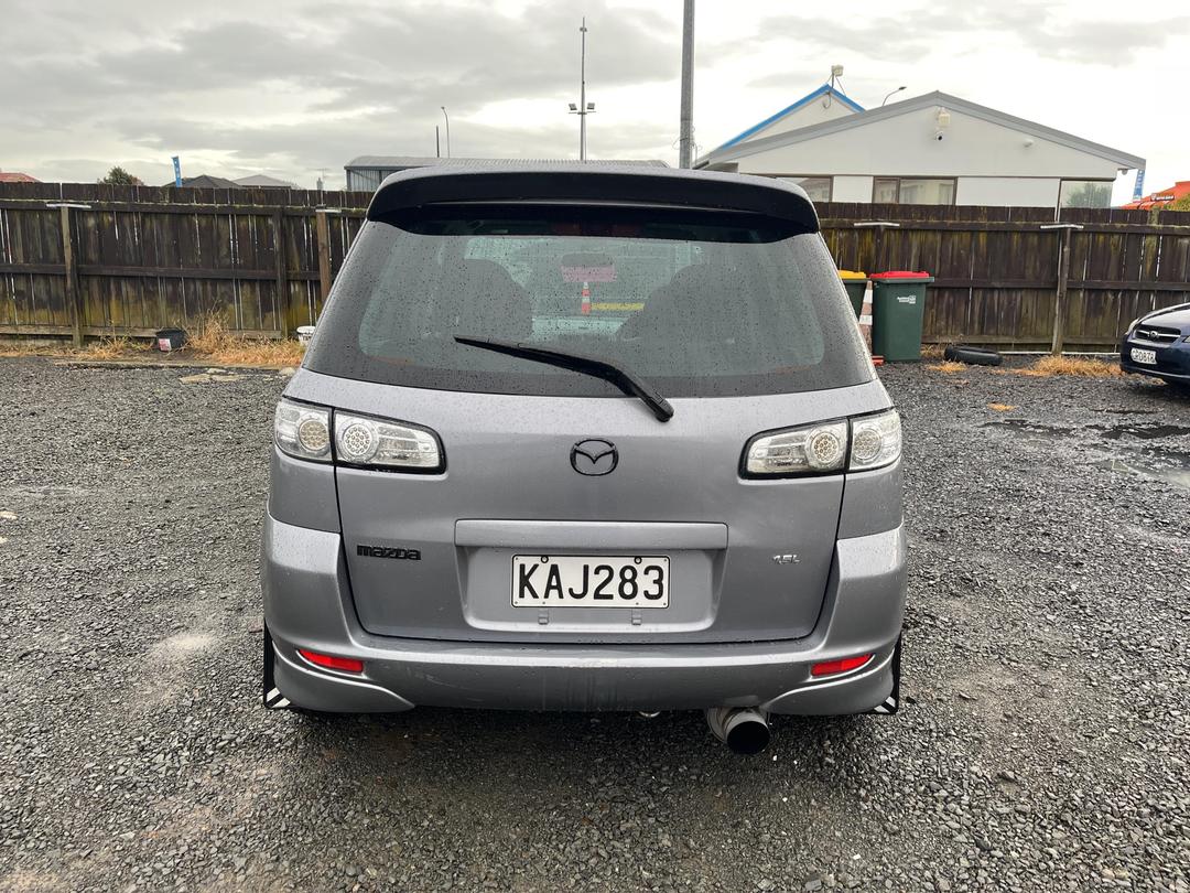 Photo '5' of Mazda Demio