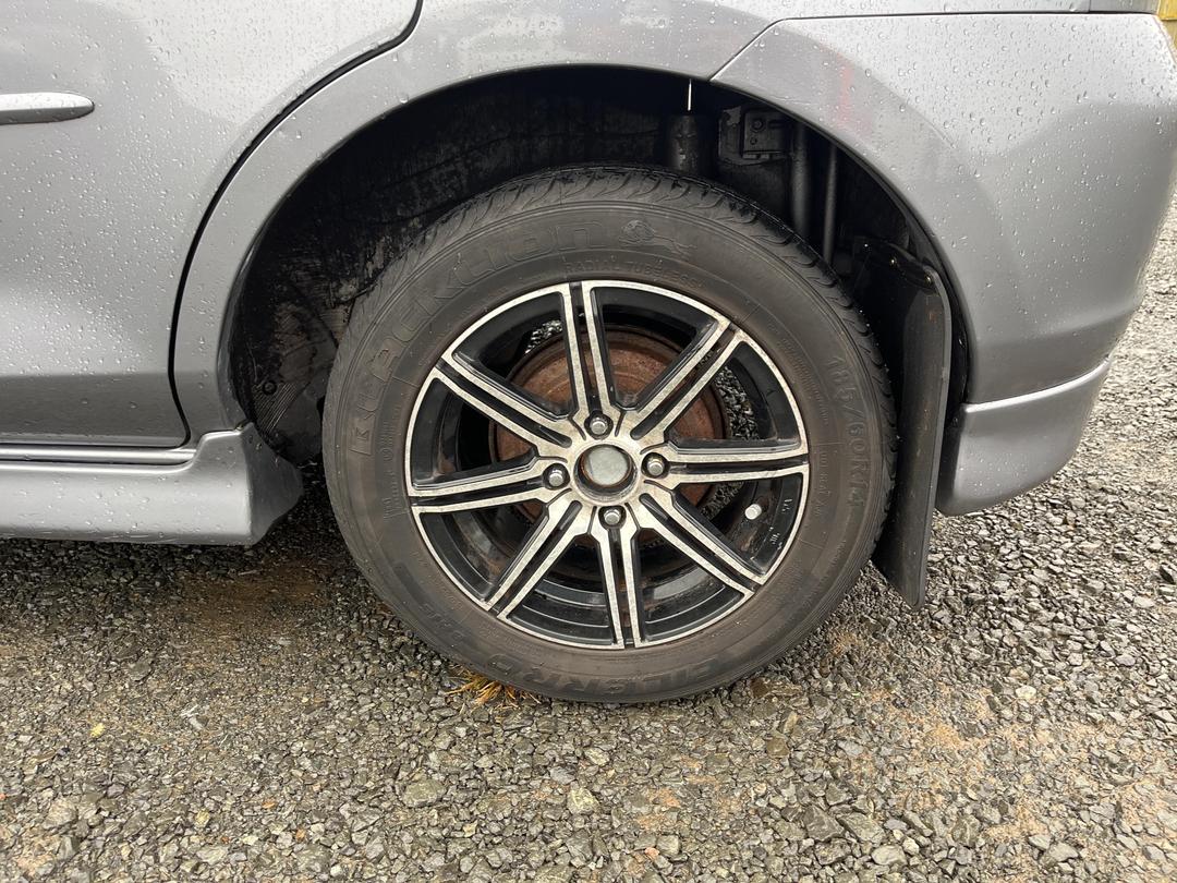 Photo '9' of Mazda Demio