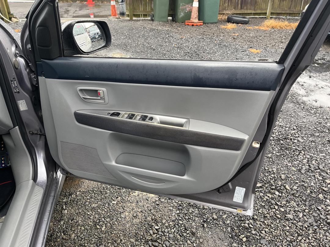 Photo '13' of Mazda Demio