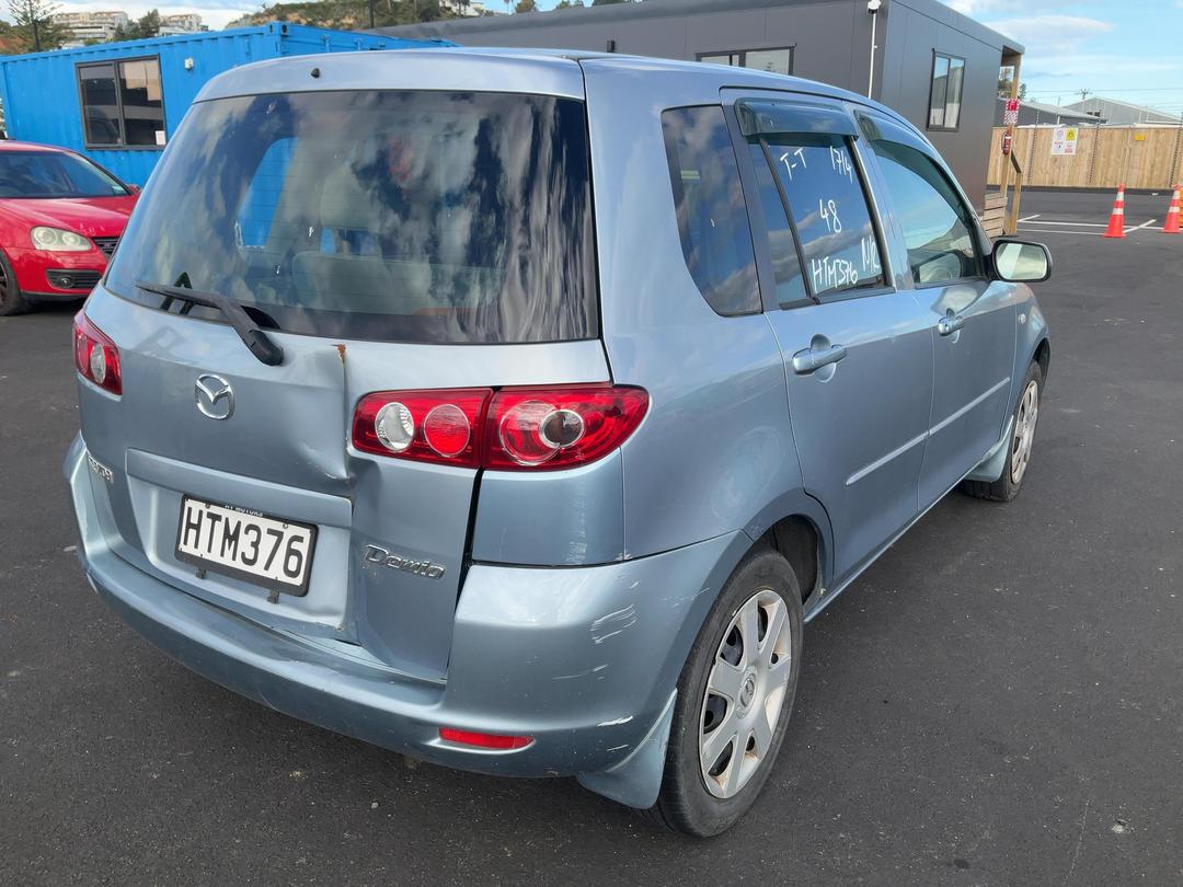 Photo '2' of Mazda Demio