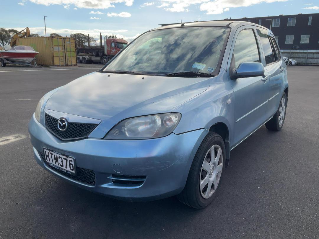 Photo '5' of Mazda Demio