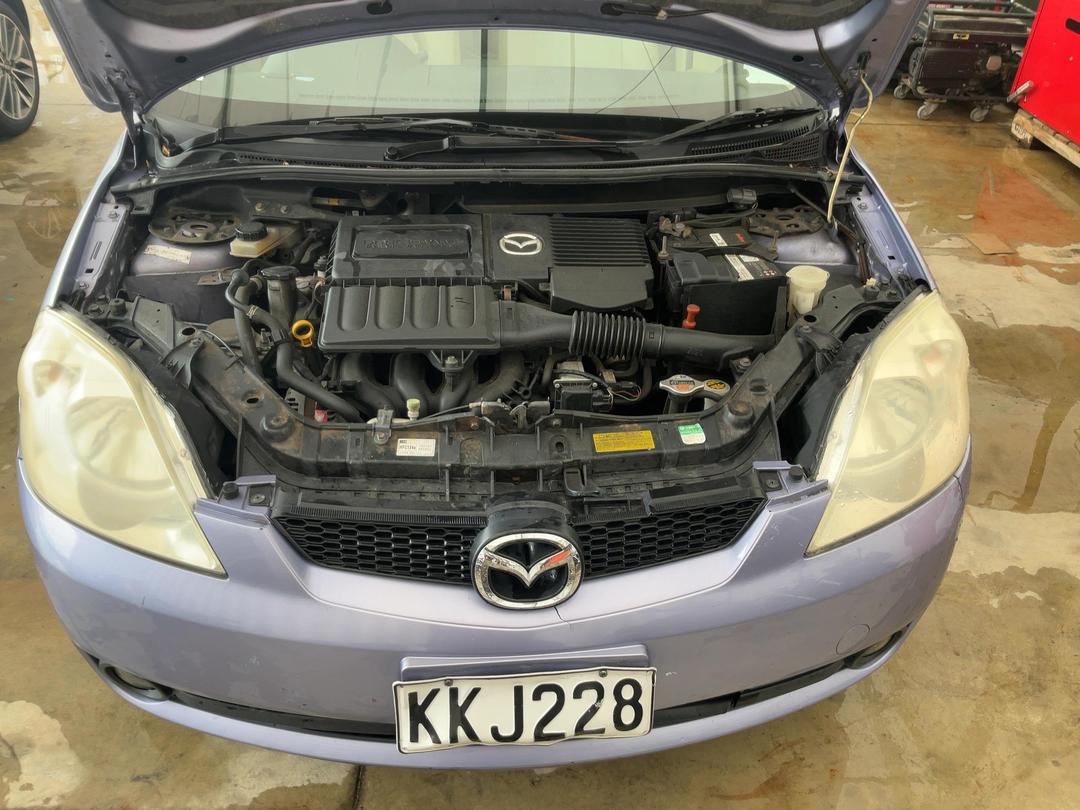 Photo '15' of Mazda Demio