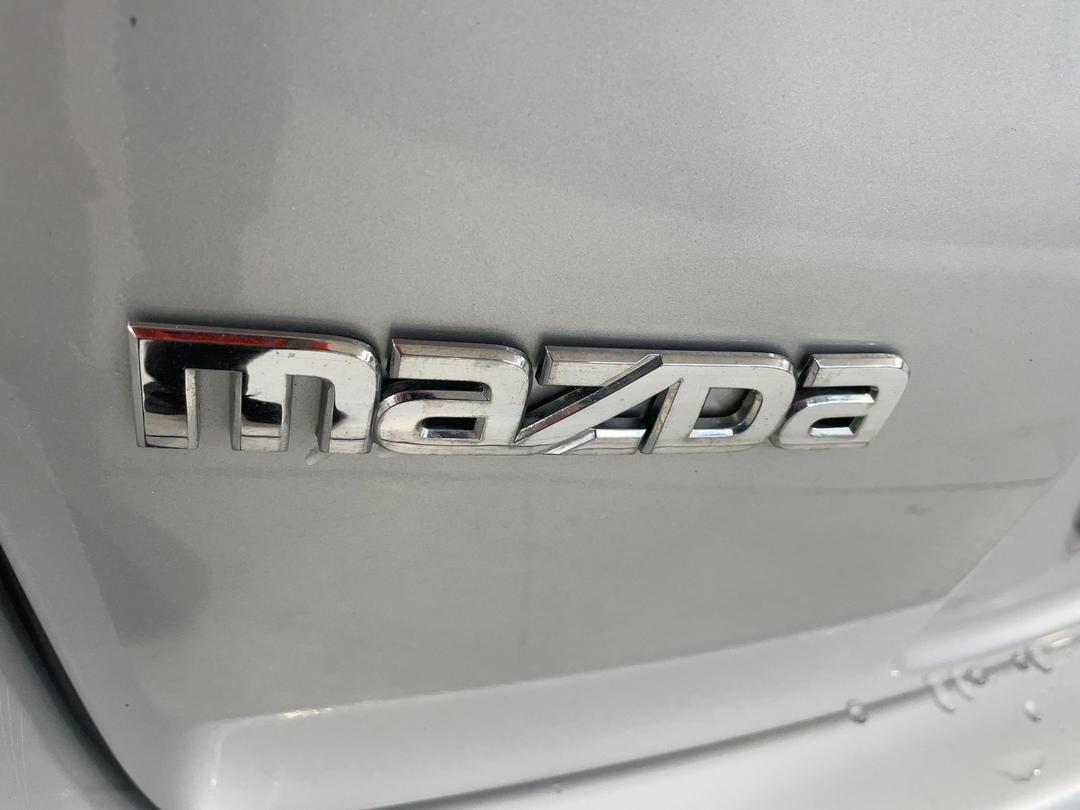 Photo '29' of Mazda Demio Photo '29' of Mazda Demio
