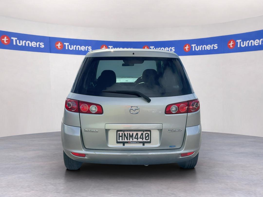 Photo '6' of Mazda Demio