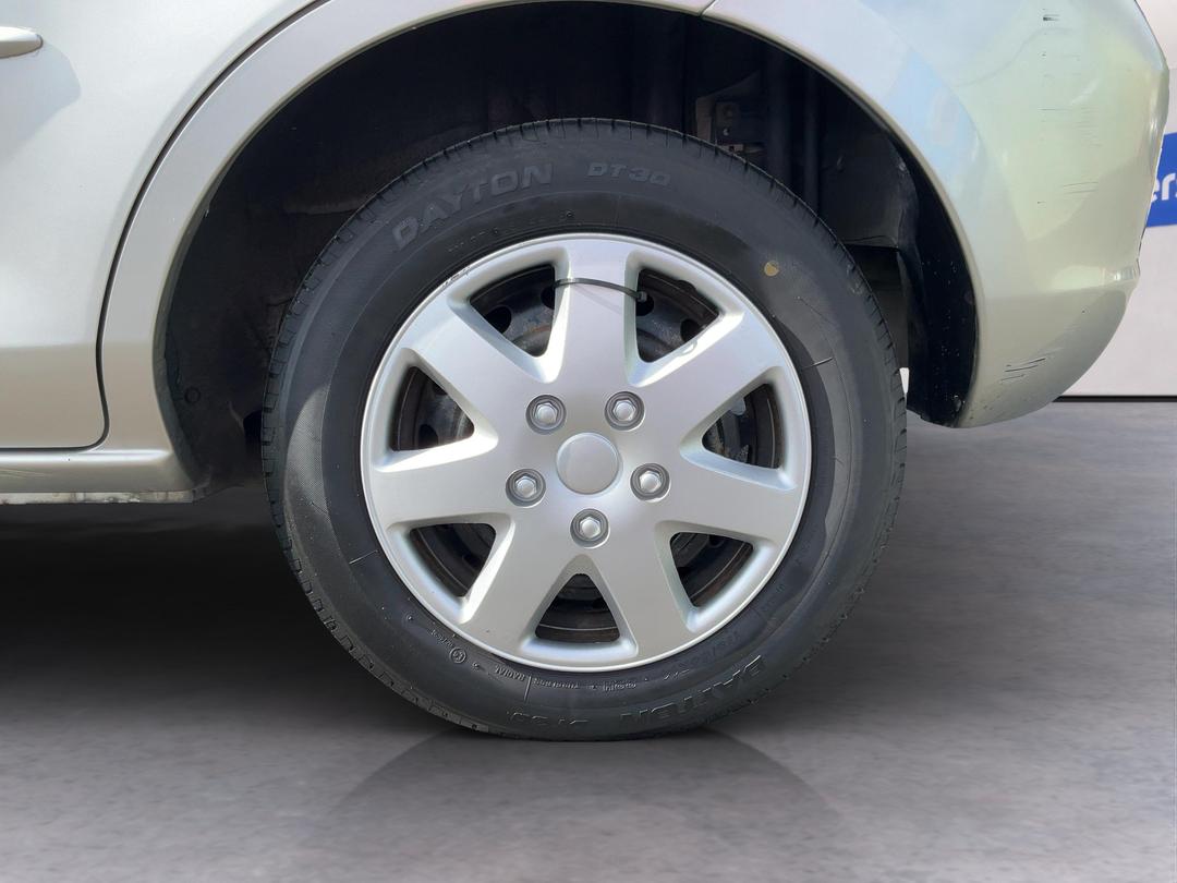 Photo '11' of Mazda Demio