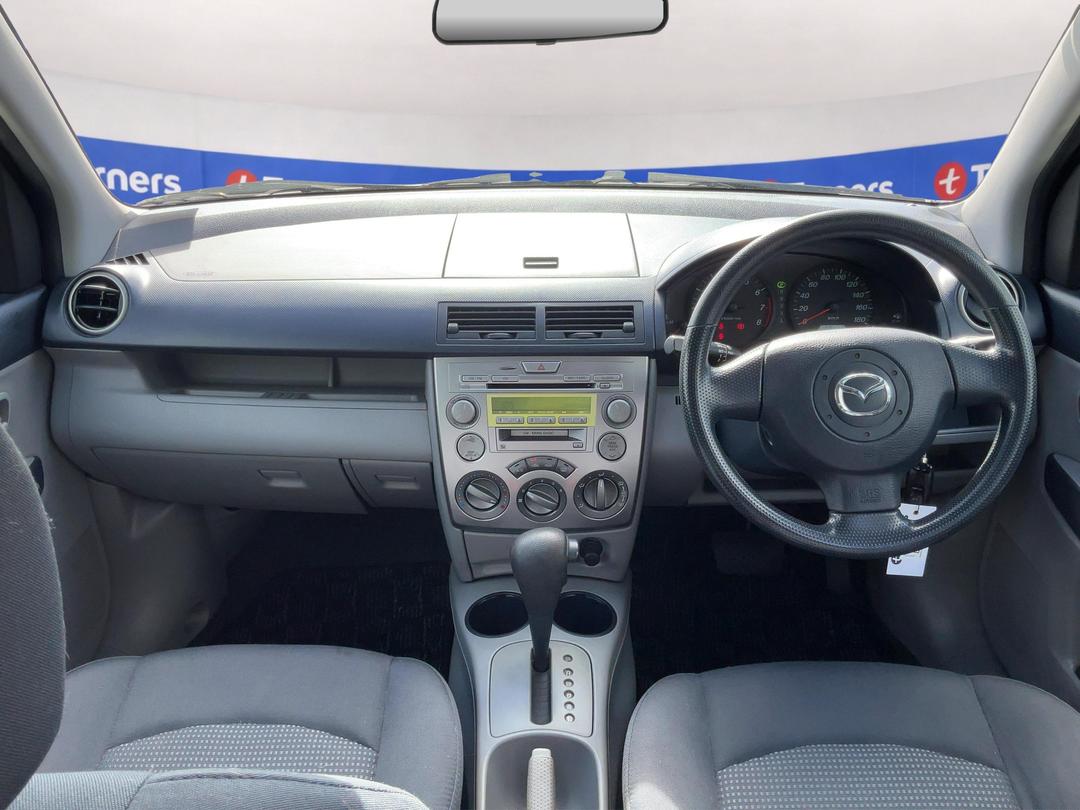 Photo '17' of Mazda Demio