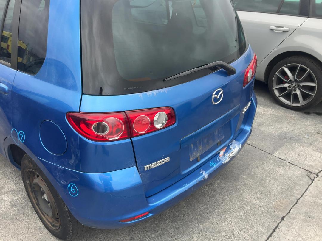 Photo '11' of Mazda Demio Photo '11' of Mazda Demio