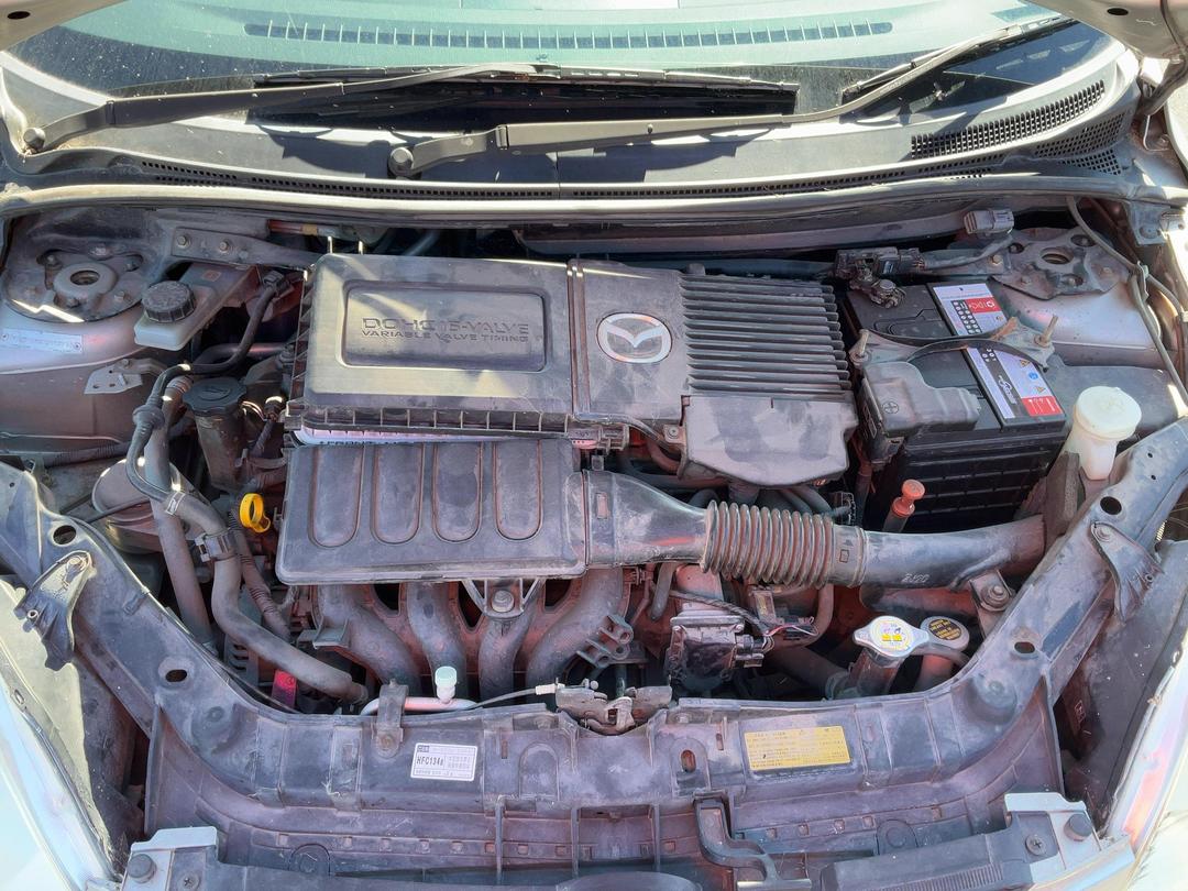 Photo '2' of Mazda Demio