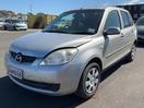 Thumbnail '4' of Mazda Demio