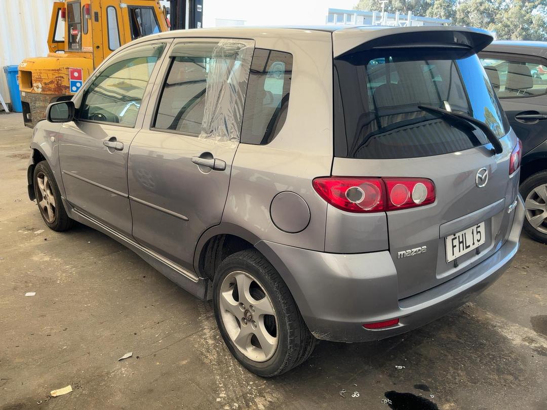 Photo '7' of Mazda Demio