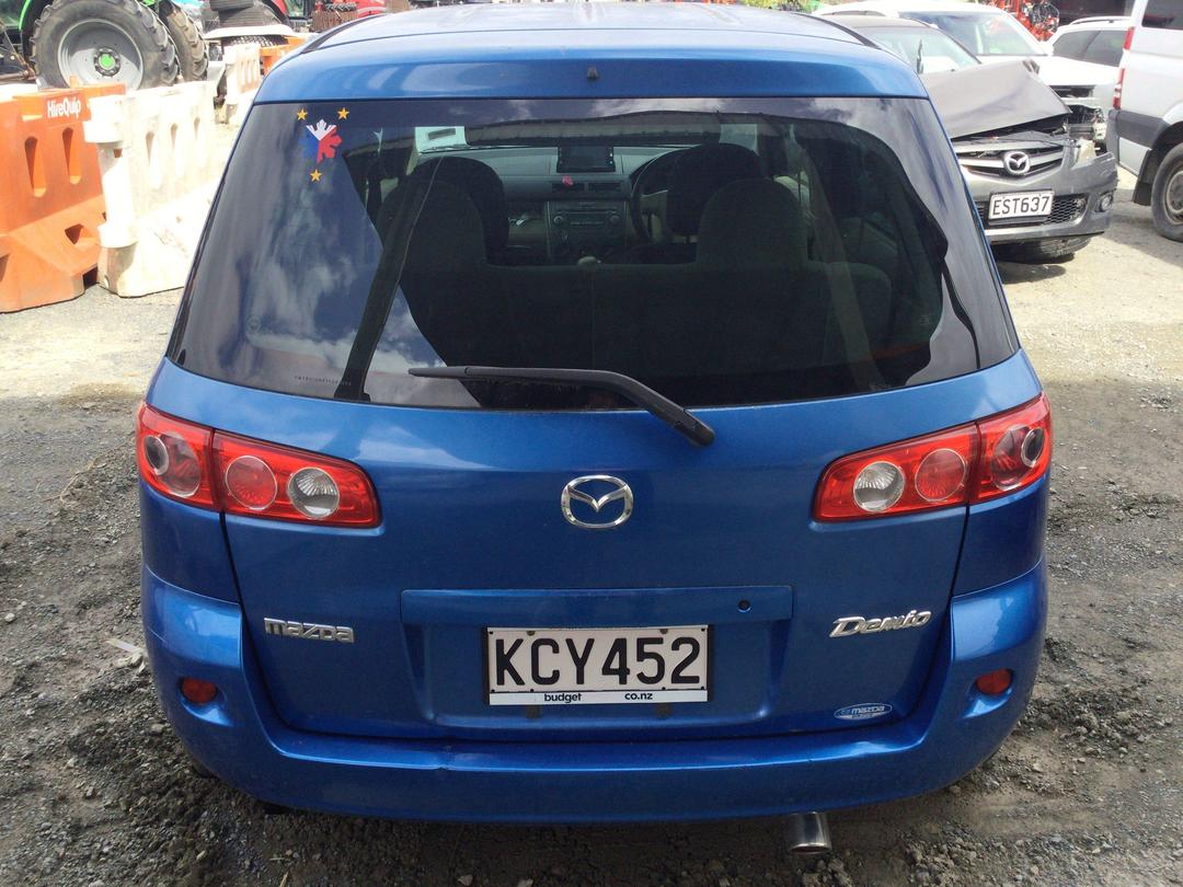 Photo '5' of Mazda Demio Photo '5' of Mazda Demio