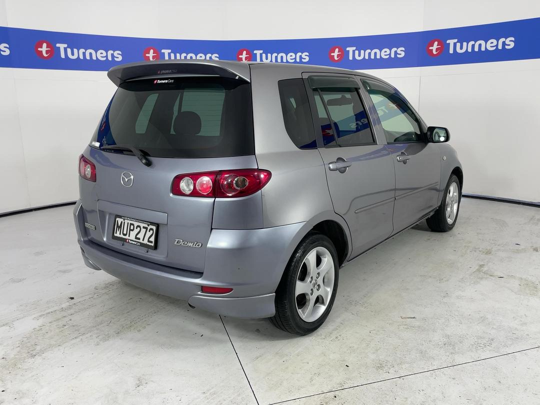 Photo '7' of Mazda Demio