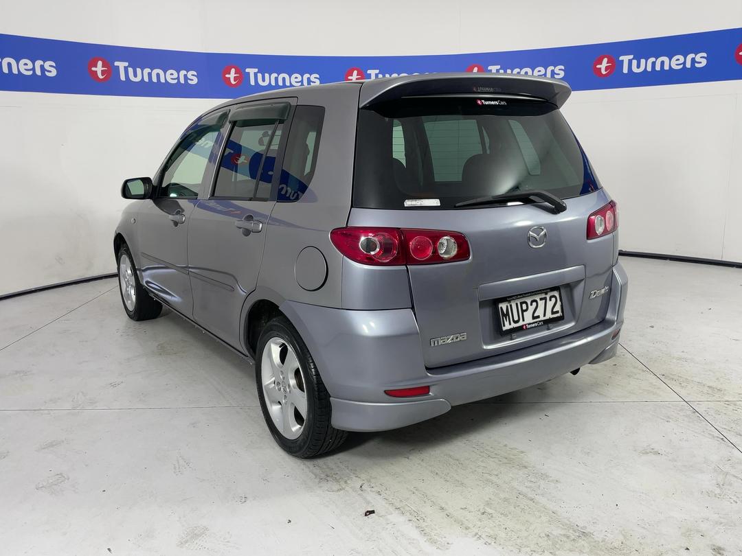 Photo '5' of Mazda Demio