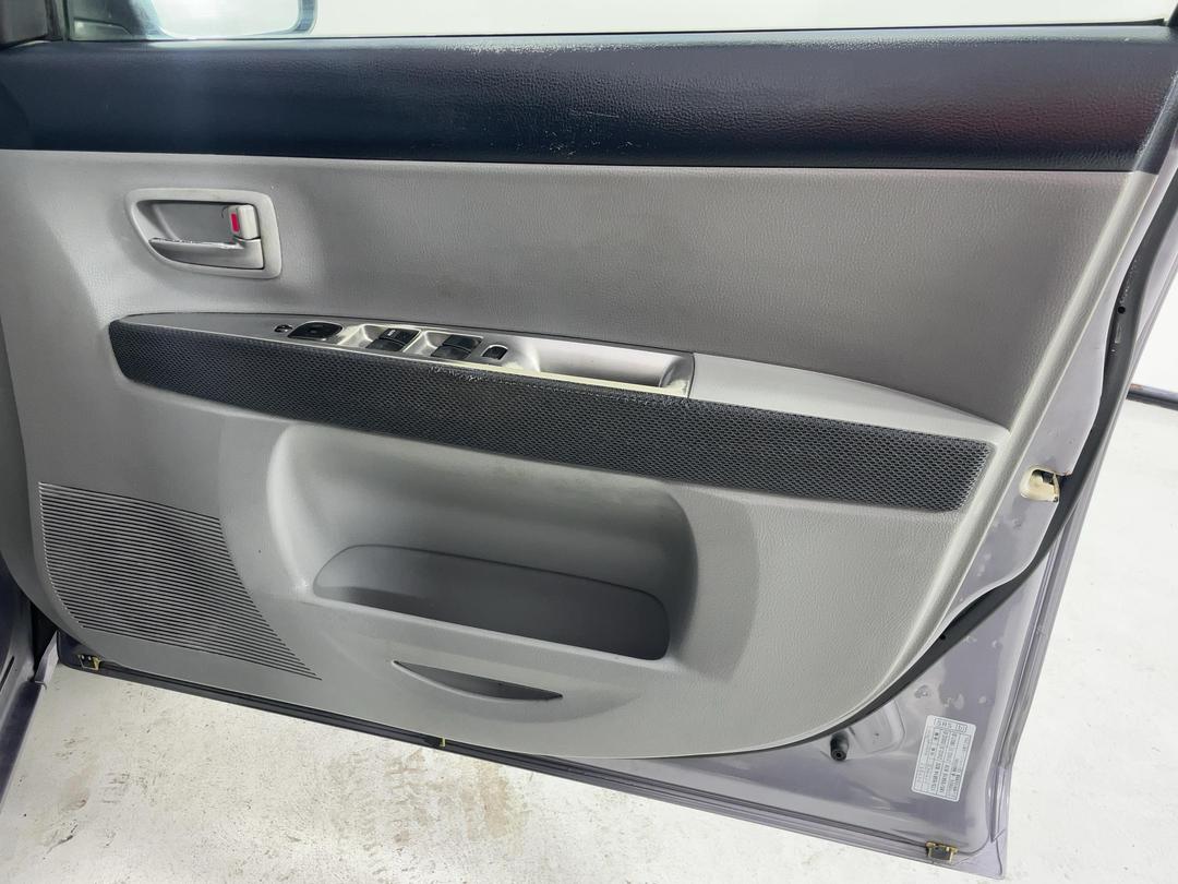Photo '15' of Mazda Demio