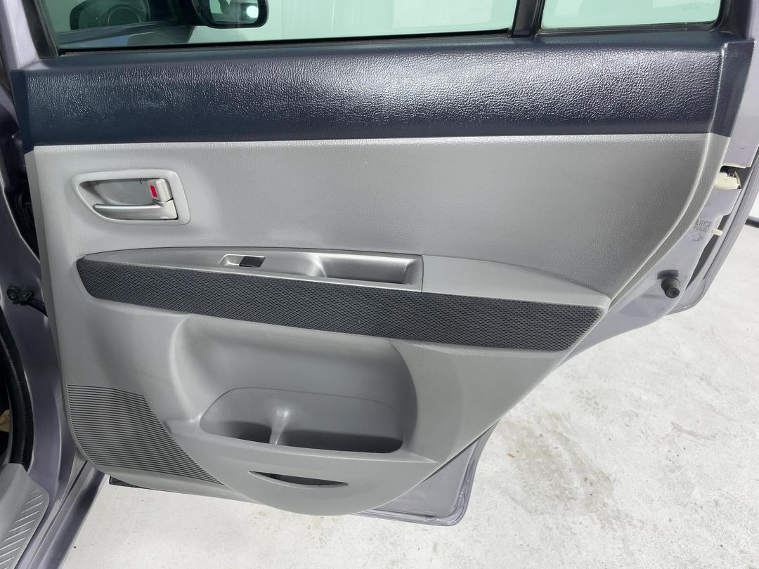 Photo '19' of Mazda Demio