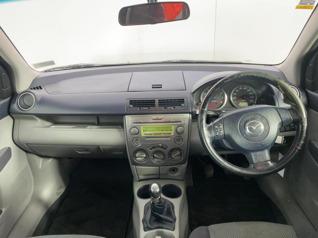 Photo '17' of Mazda Demio