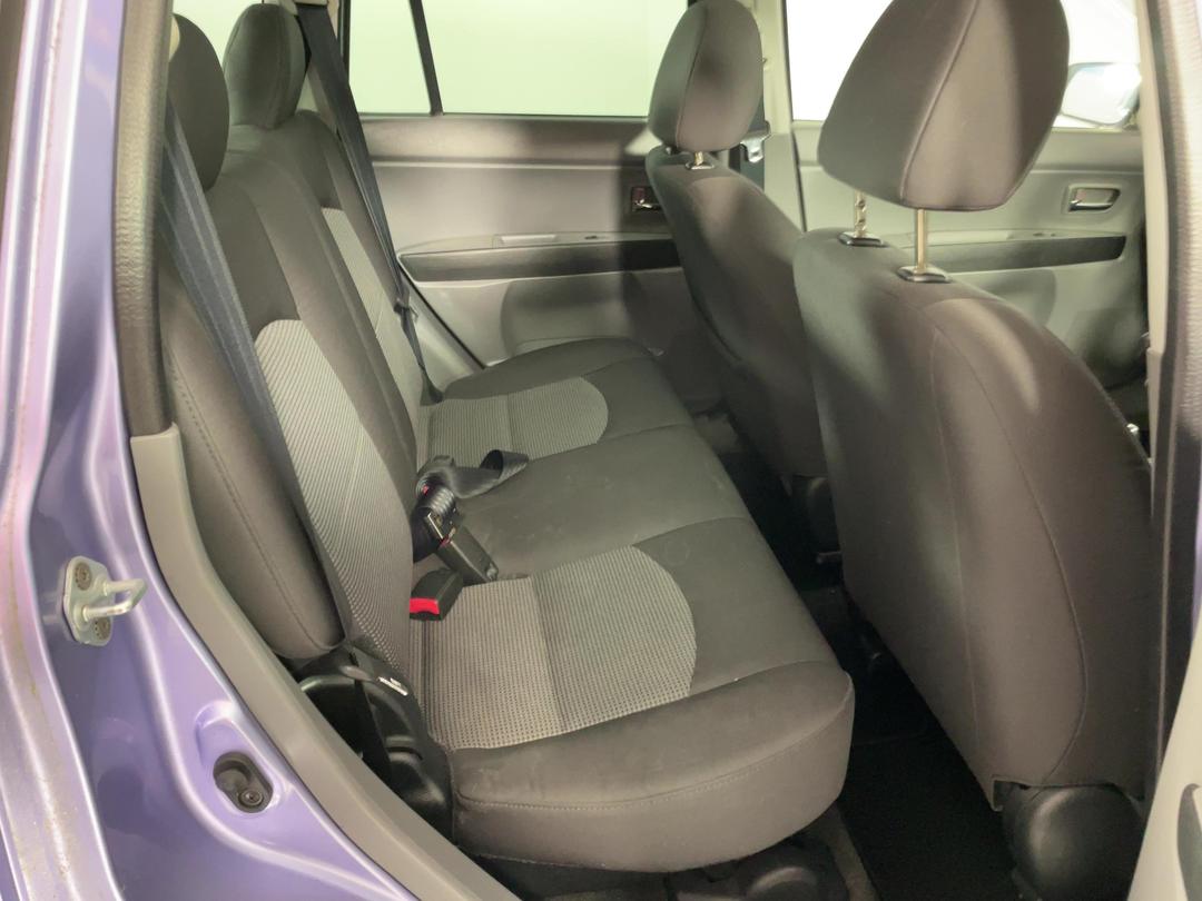 Photo '20' of Mazda Demio