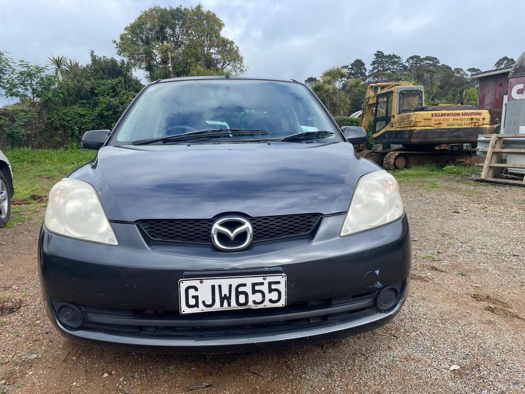 Photo '2' of Mazda Demio