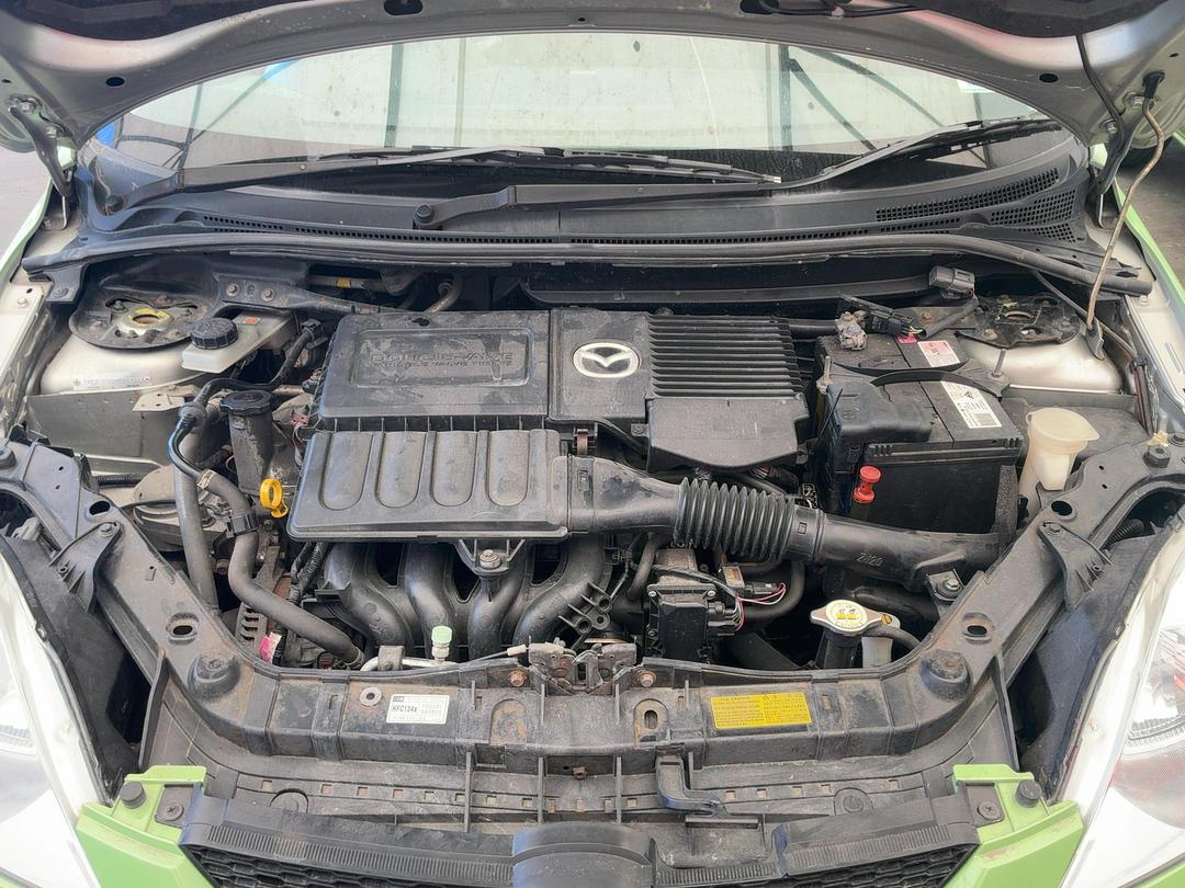 Photo '19' of Mazda Demio Photo '19' of Mazda Demio