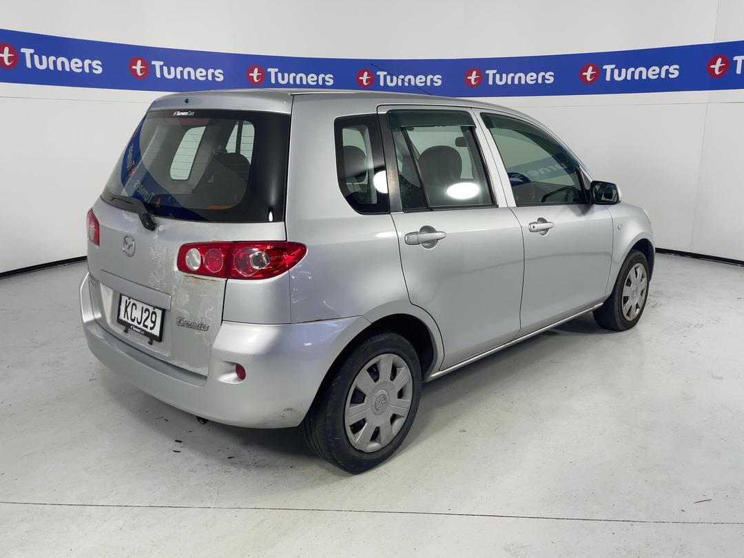 Photo '7' of Mazda Demio