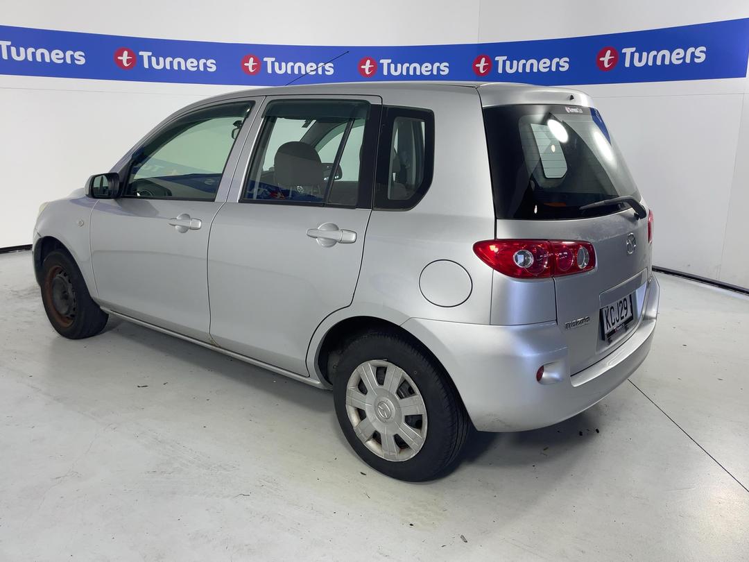 Photo '5' of Mazda Demio