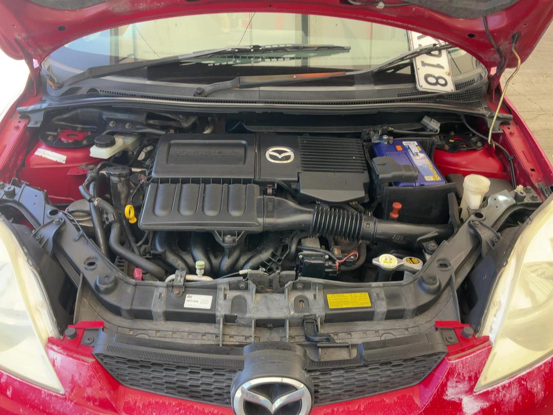 Photo '16' of Mazda Demio Photo '16' of Mazda Demio