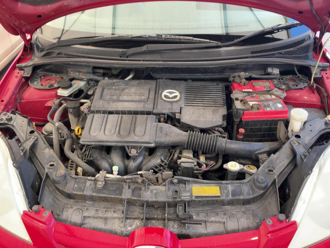 Photo '18' of Mazda Mazda2 Sport