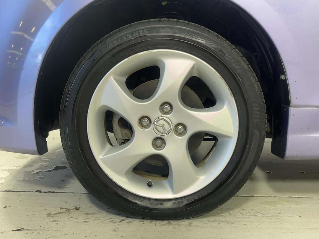 Photo '10' of Mazda Mazda2