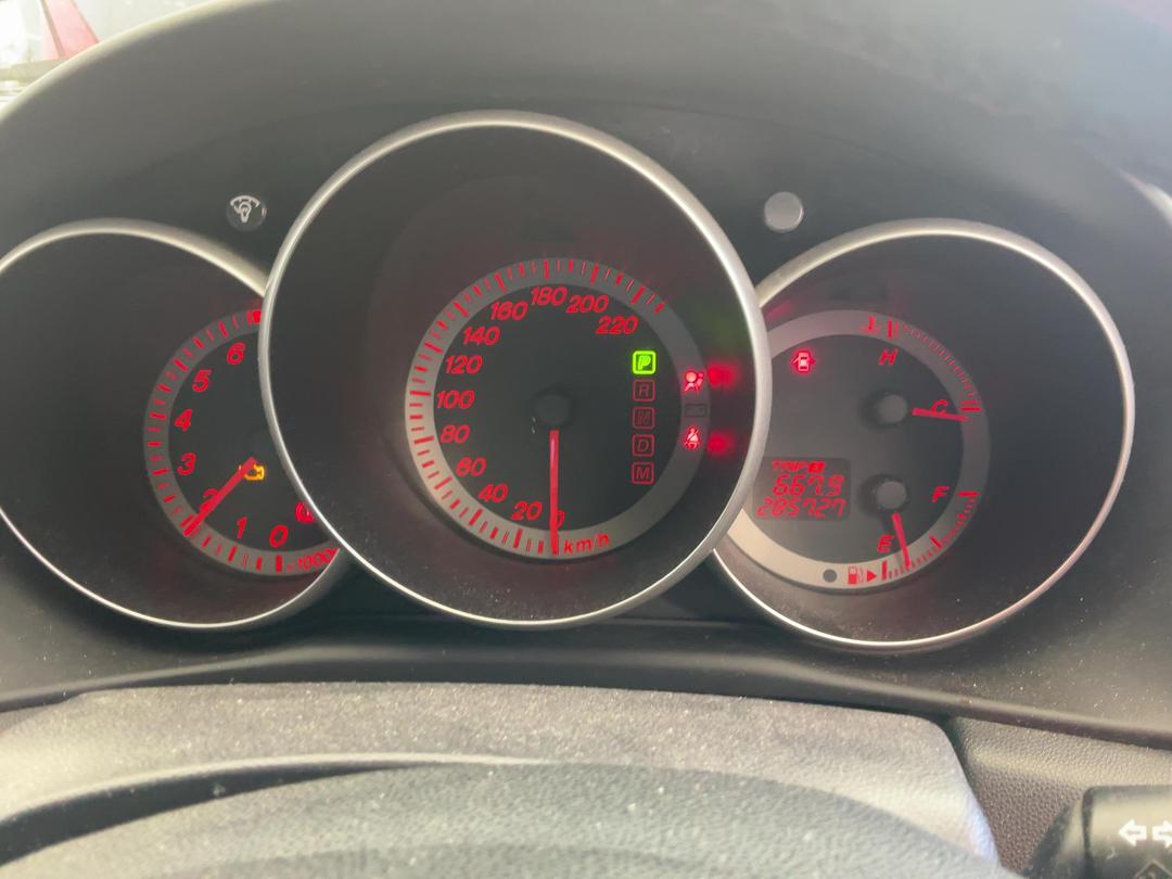 Photo '16' of Mazda Mazda3 SP23