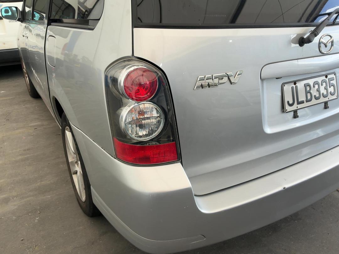 Photo '24' of Mazda MPV Aero Remix